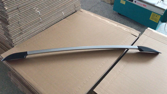 Thang máy trên mái xe tiện lợi và thực tế để dễ dàng tải và thả