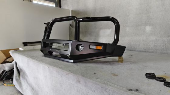 Dongsui Original Factory Sturdy Pickup Truck Front Bull Bar Bumper Deer Guards Cho Toyota Hilux Vigo Revo Rocco Nissan NP300 Navara Isuzu Mitsubishi Volkswagen Ford F150 Raptor Ranger