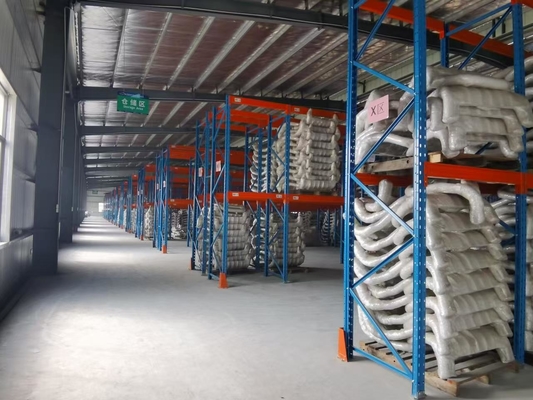 Dongsui Factory Tough kiểu châu Âu Semi Truck Bumper Deer Guard với lưới cho VOLVO SCANIA BENZ MAN