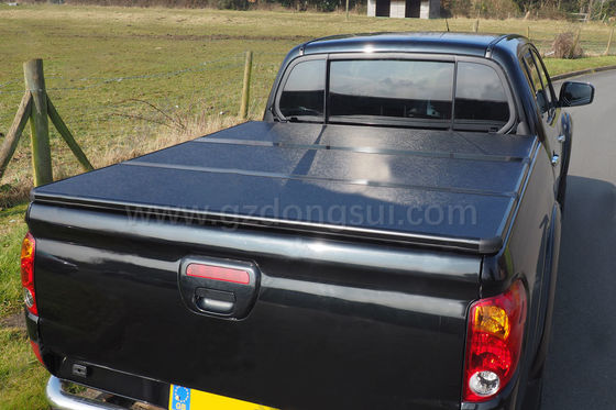 Nhà sản xuất OEM Bán buôn Nhôm Tri Gấp Nắp giường 10 phút Dễ dàng lắp đặt cho Hilux Revo
