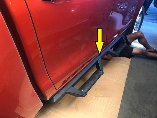 Nhà sản xuất OEM Bán buôn Bảng điều khiển bằng kim loại tùy chỉnh, Thanh bậc xe tải cho Hilux LC NP300 Isuzu Triton