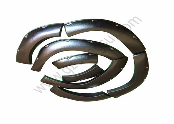 Ngoại hình màu đen Xe tải Fender Flare ABS Chất liệu nhựa cho Toyota Fortuner