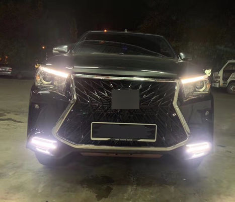 Nhà sản xuất OEM Bán buôn Ô tô Ô tô cản trước Lưới tản nhiệt cho Toyota Hilux Rocco Cập nhật Lexus