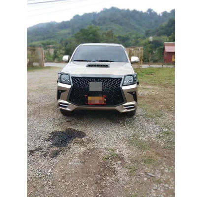 Nhà sản xuất OEM Bán buôn Ô tô Ô tô cản trước Lưới tản nhiệt cho Toyota Hilux Rocco Cập nhật Lexus