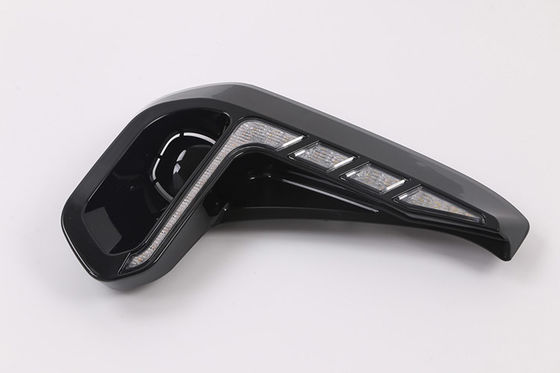 Đèn sương mù ánh sáng ban ngày cho Toyota Hilux Revo 2021