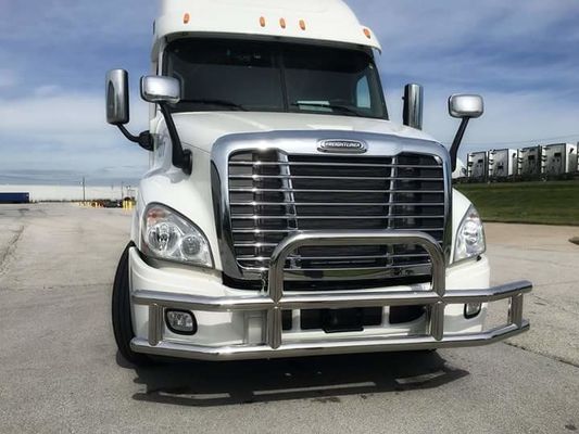 Cản hươu chống ăn mòn cho Freightliner Cascadia
